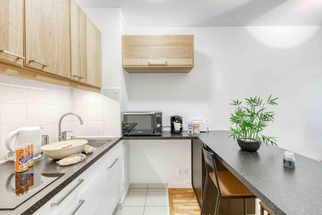 Appartement Moderne, Metro 7, Parking Et Jardin Вильжюиф Экстерьер фото