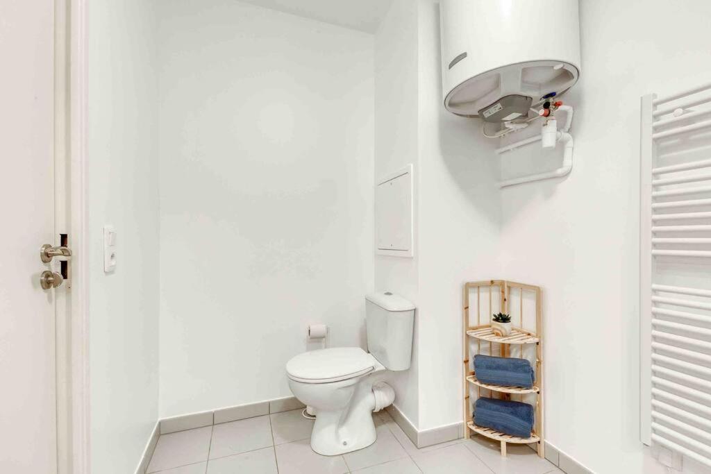 Appartement Moderne, Metro 7, Parking Et Jardin Вильжюиф Экстерьер фото