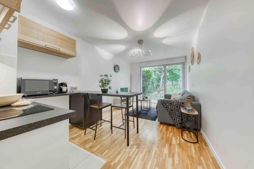 Appartement Moderne, Metro 7, Parking Et Jardin Вильжюиф Экстерьер фото
