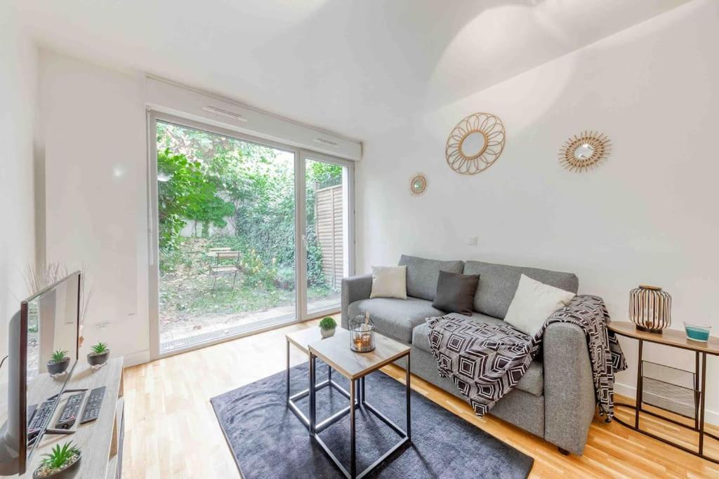 Appartement Moderne, Metro 7, Parking Et Jardin Вильжюиф Экстерьер фото